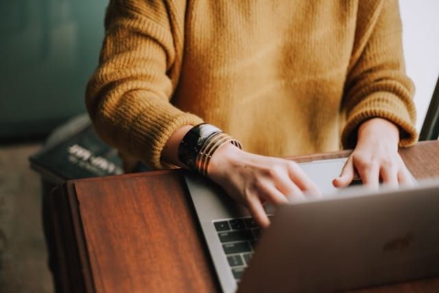 How Often Should You Update Website Content? (Study)
