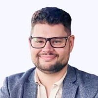Konstantin Vashkevich headshot.
