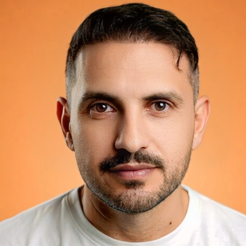 Syed Asif Ali headshot.