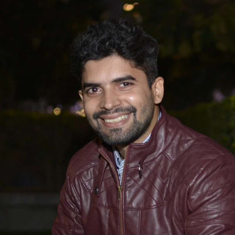 Paarath Sharma headshot.